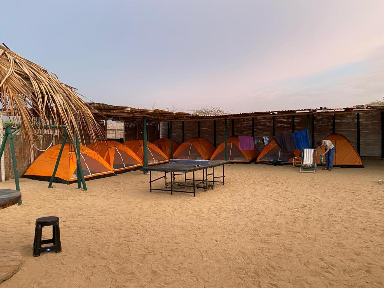 Hotel Pepon Surf Camp Máncora Zewnętrze zdjęcie