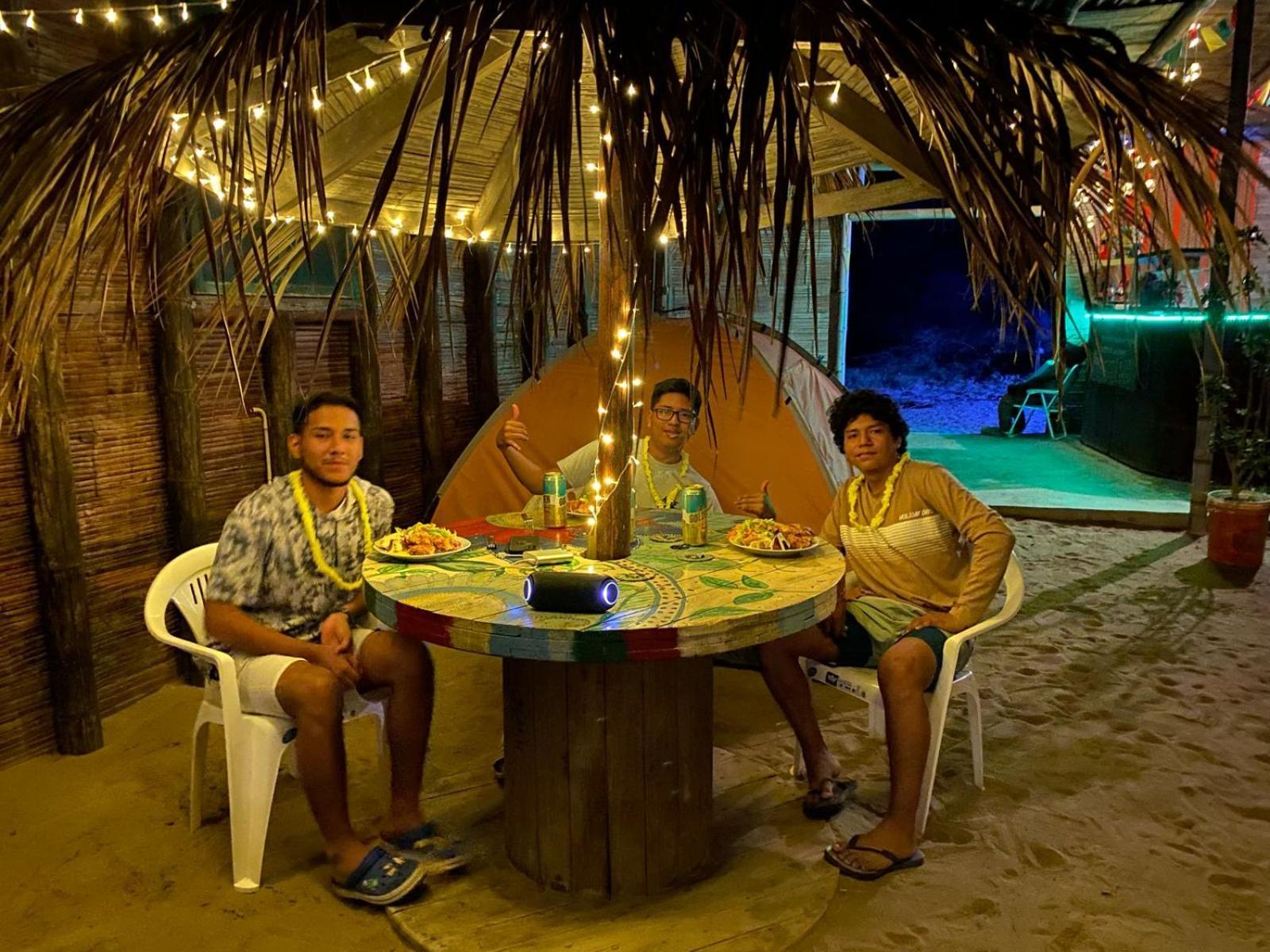 Hotel Pepon Surf Camp Máncora Zewnętrze zdjęcie